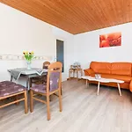 Haus Hafeneck - Hafennaehe - Poolnutzung - Garten - Tischtennis Apartmán
