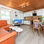 Haus Hafeneck - Hafennaehe - Poolnutzung - Garten - Tischtennis Apartmán Bensersiel