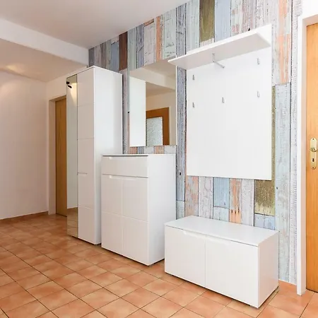 Haus Hafeneck - Hafennaehe - Poolnutzung - Garten - Tischtennis