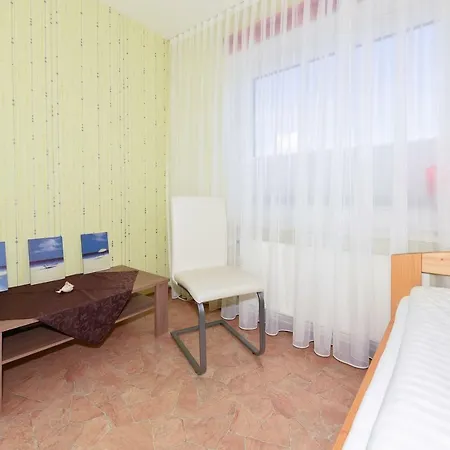 Haus Hafeneck Mit Fruehstuecksoption
