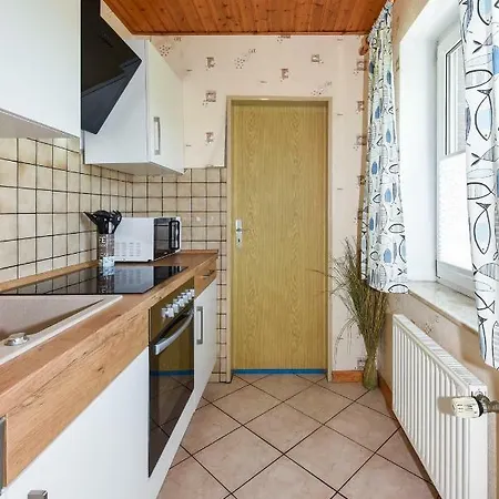 Haus Hafeneck - Hafennaehe - Poolnutzung - Garten - Tischtennis Apartament