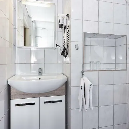 Haus Hafeneck Mit Fruehstuecksoption Apartament *
